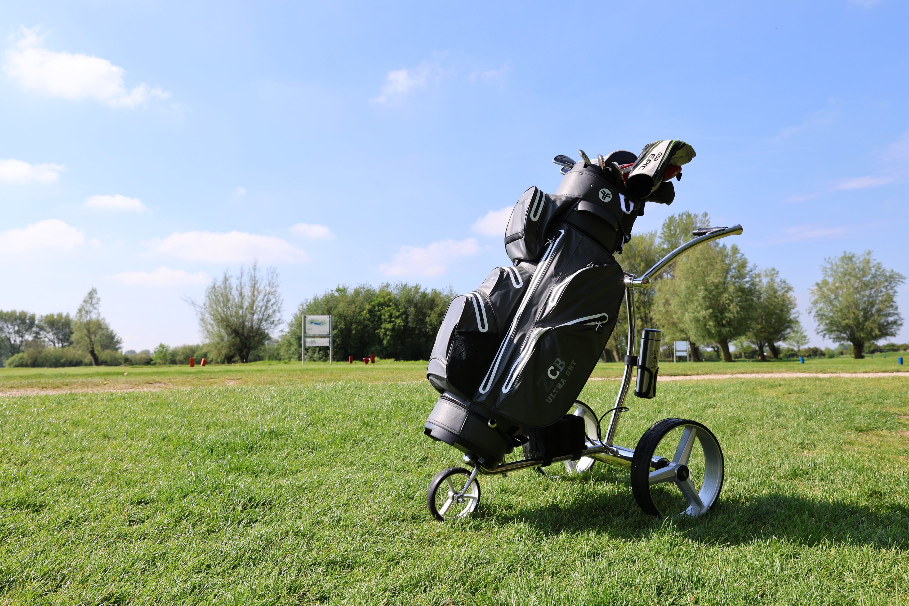 Choosing the right electric golf trolley